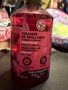 Yves Rocher Shine Vinegar Rinsing Lotion - Pink and Green Cap
